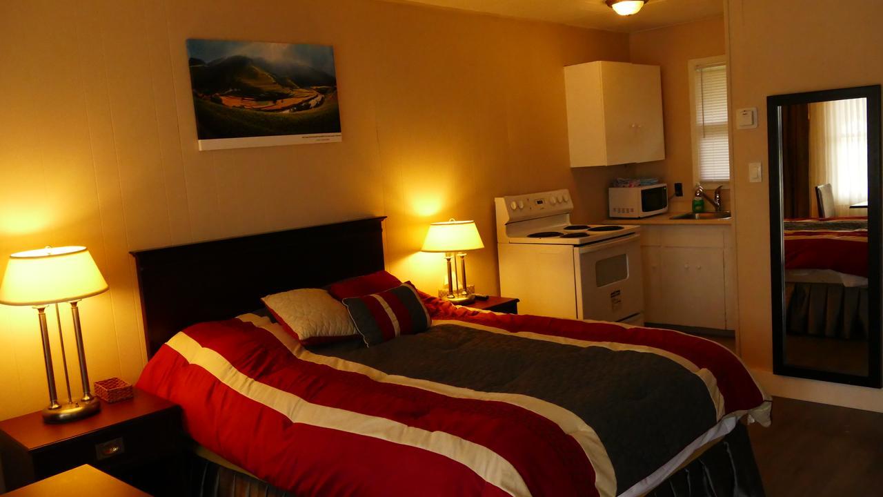 Cornwall The White Horse Motel מראה חיצוני תמונה