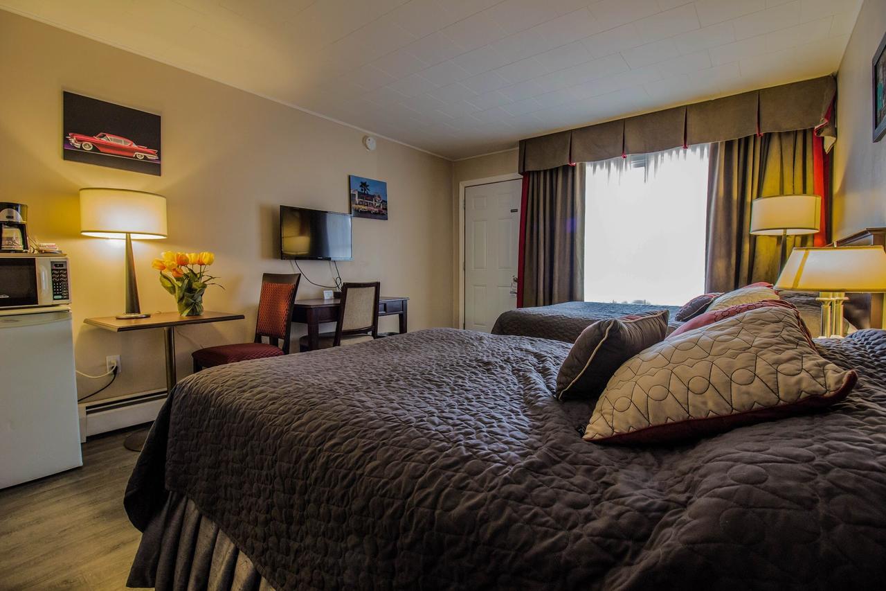 Cornwall The White Horse Motel מראה חיצוני תמונה