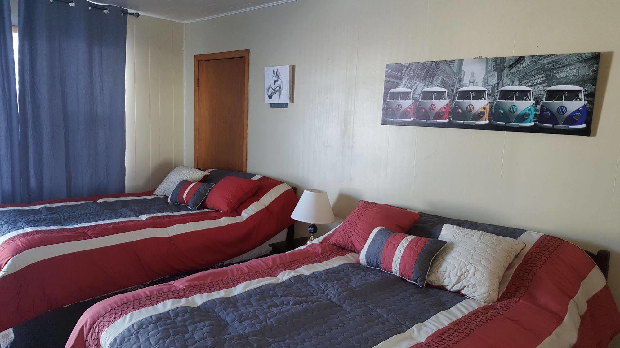 Cornwall The White Horse Motel מראה חיצוני תמונה