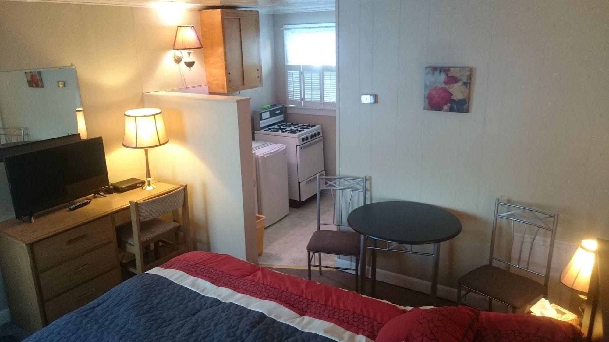 Cornwall The White Horse Motel מראה חיצוני תמונה